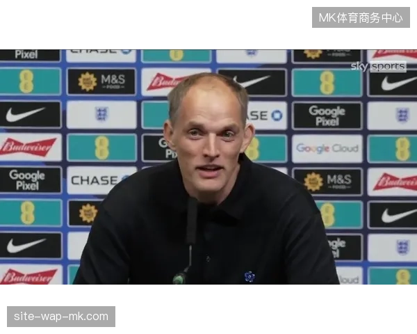 图赫尔或将围绕贝林厄姆调整进攻体系,利用其前插能力冲击对手防线纵深 图赫尔或将围绕贝林厄姆调整进攻体系,利用其前插能力冲击对手防线纵深